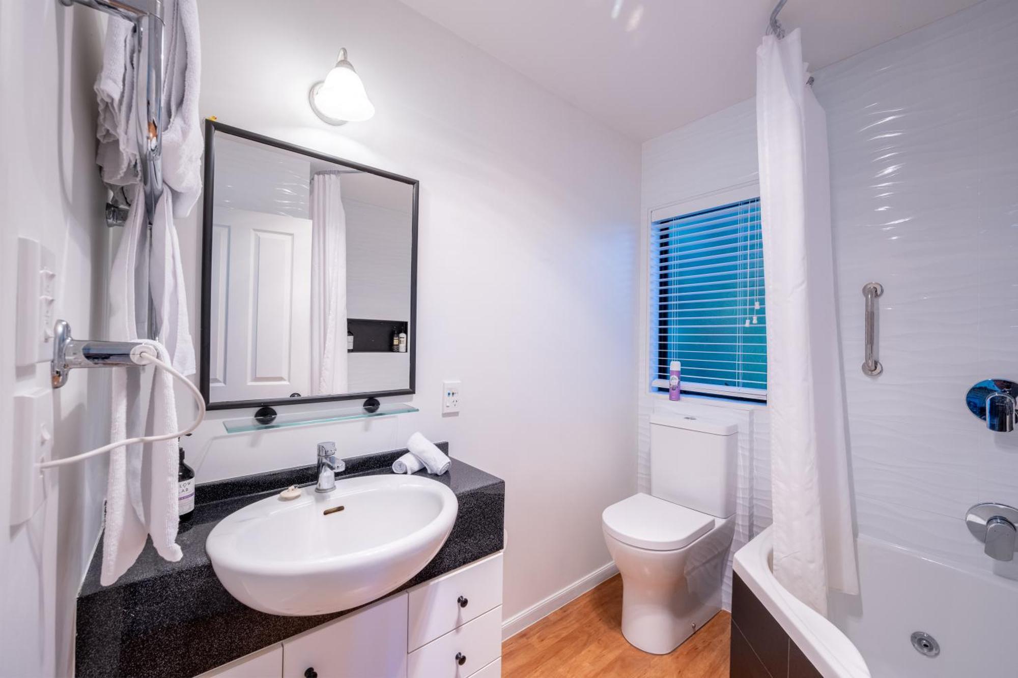 Woodside - Akaroa Holiday Cottage Εξωτερικό φωτογραφία